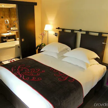 Eastwest By Malone 4*