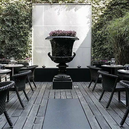 Hotel Eastwest By Malone 4*